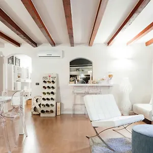 Alojamento de Acomodação e Pequeno-almoço Moscova Luxury, Milão