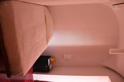 Abracadabra Tortona Bed & Breakfast Milan Italy